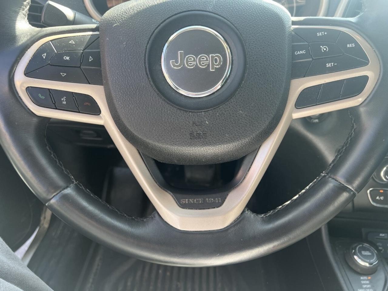 2017 Jeep Cherokee Sport 4dr 4x4 Automatic Photo