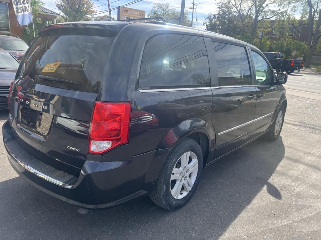 2013 Dodge Grand Caravan Crew 4dr Minivan (3.6L 6cyl 6A) Photo
