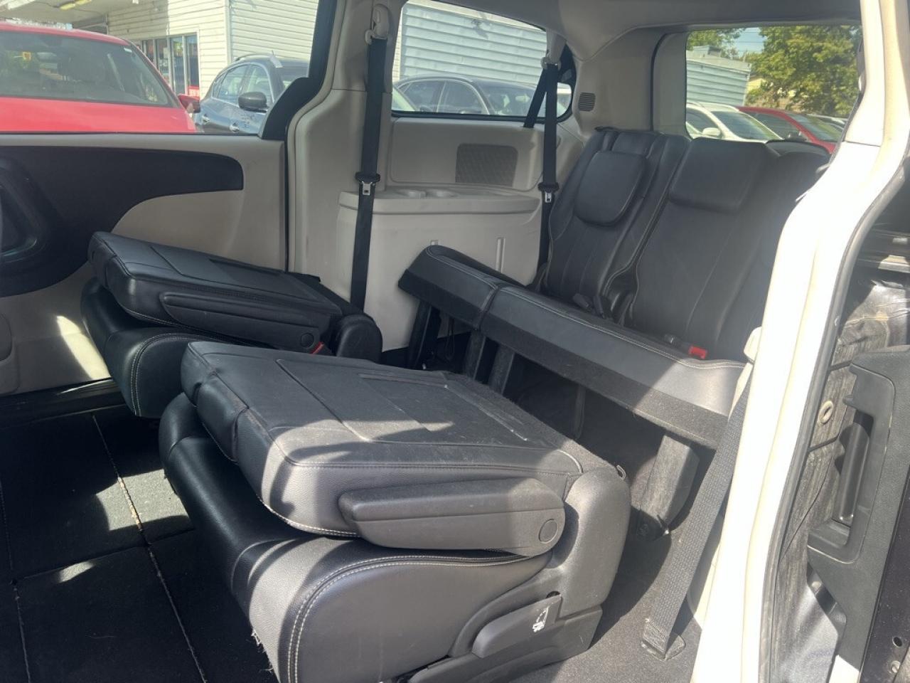 2013 Dodge Grand Caravan Crew 4dr Minivan (3.6L 6cyl 6A) Photo