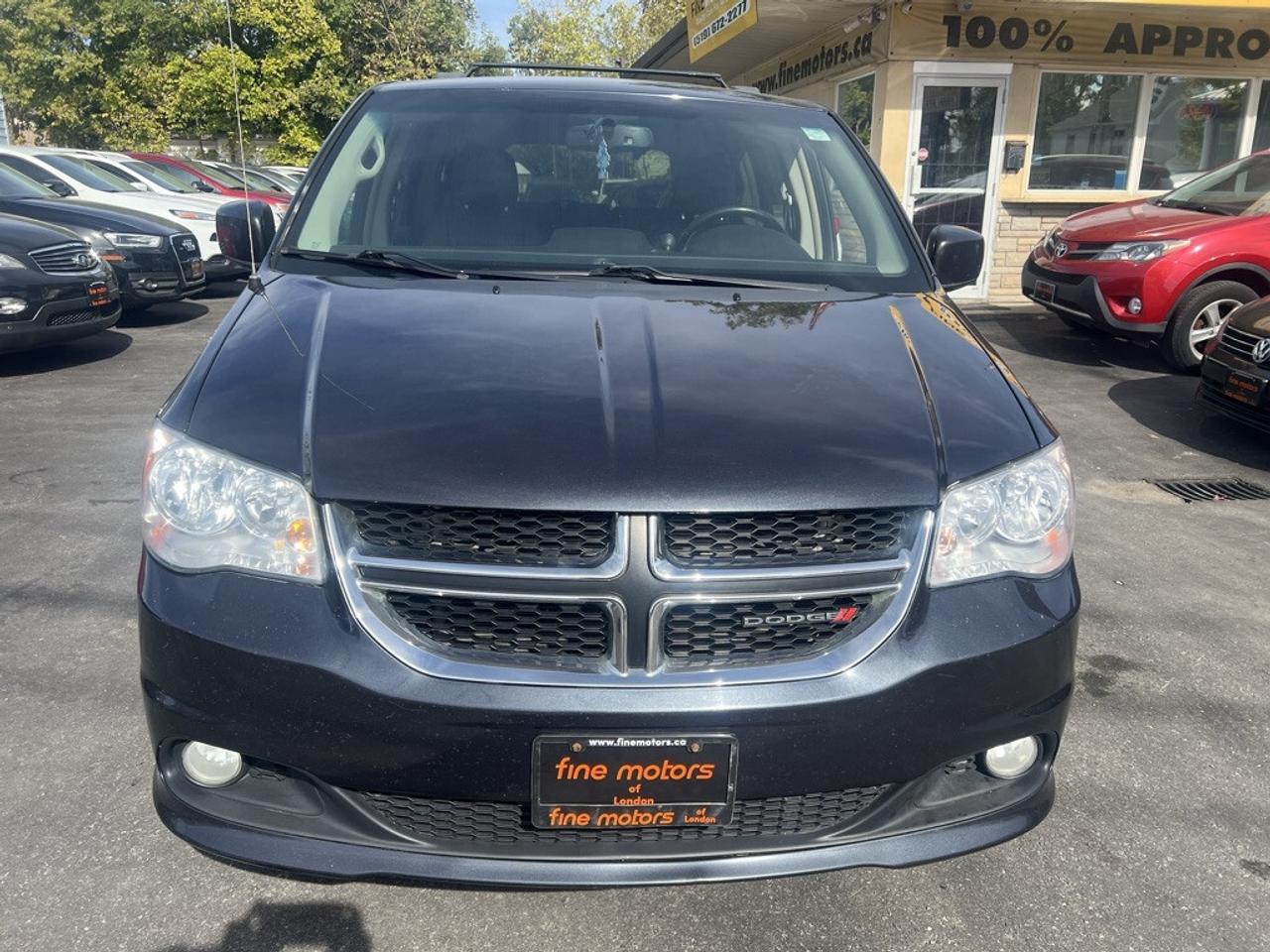 2013 Dodge Grand Caravan Crew 4dr Minivan (3.6L 6cyl 6A) Photo