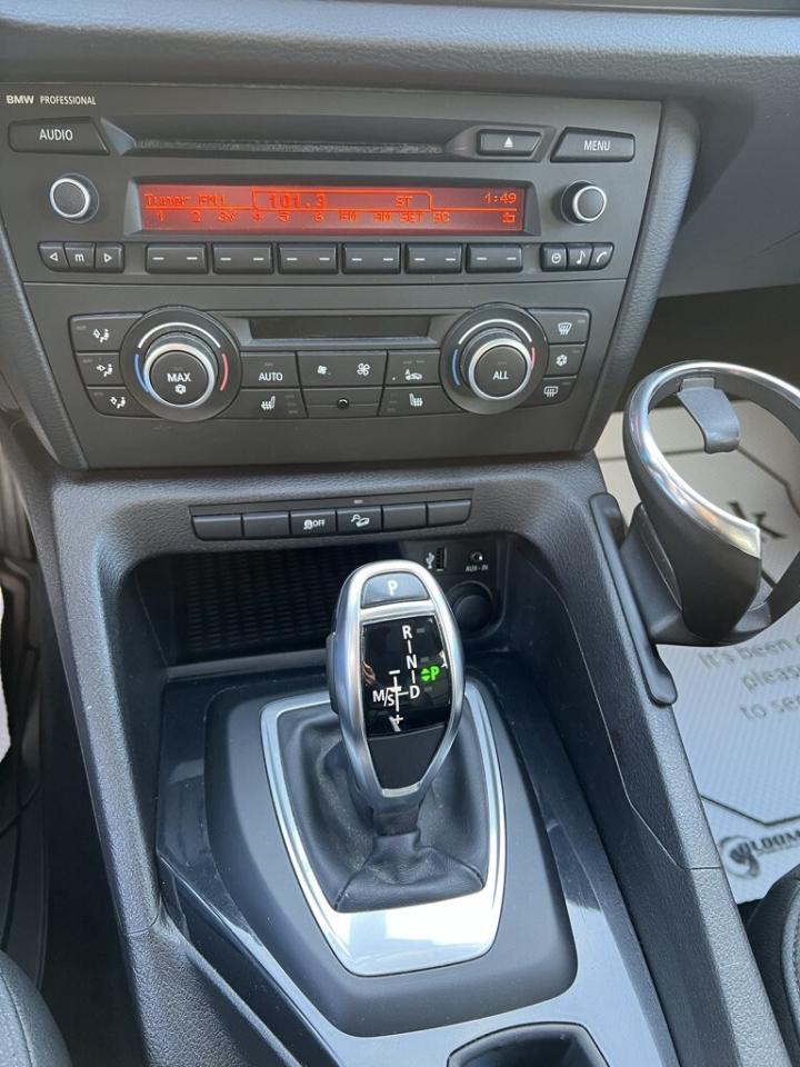 2012 BMW X1 XDRIVE 28i Photo