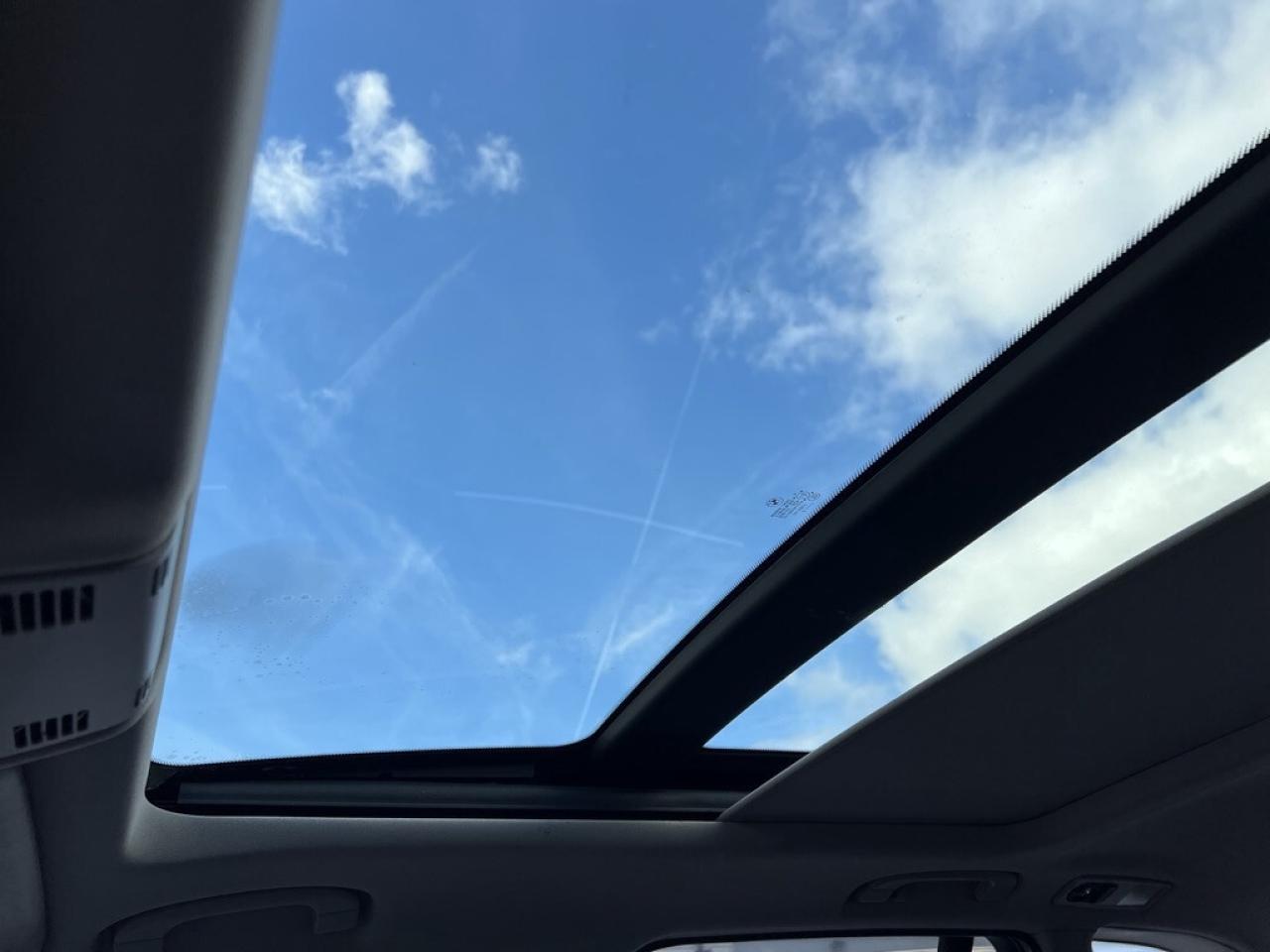 2012 BMW X1 XDRIVE 28i Photo