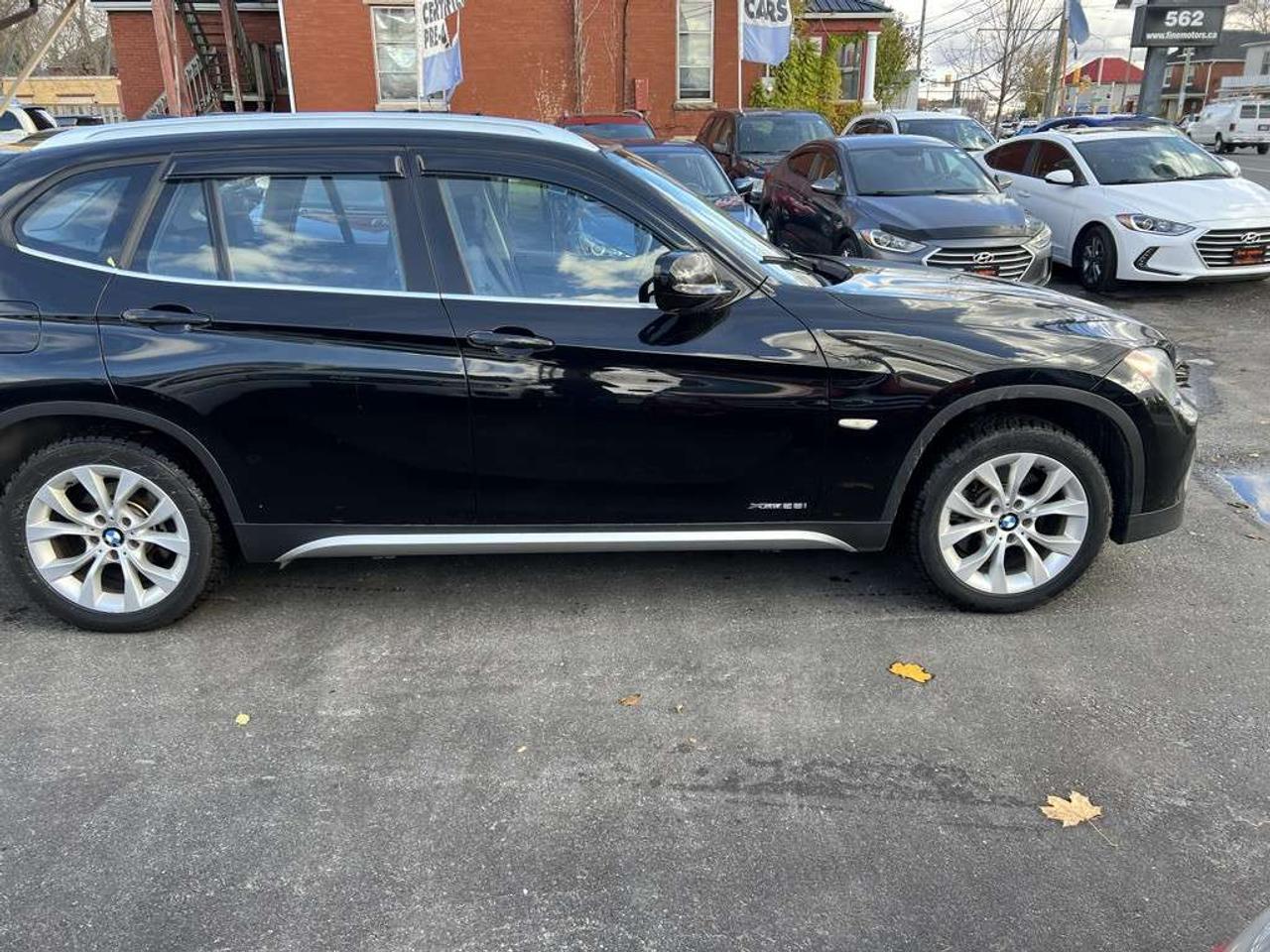 2012 BMW X1 XDRIVE 28i Photo