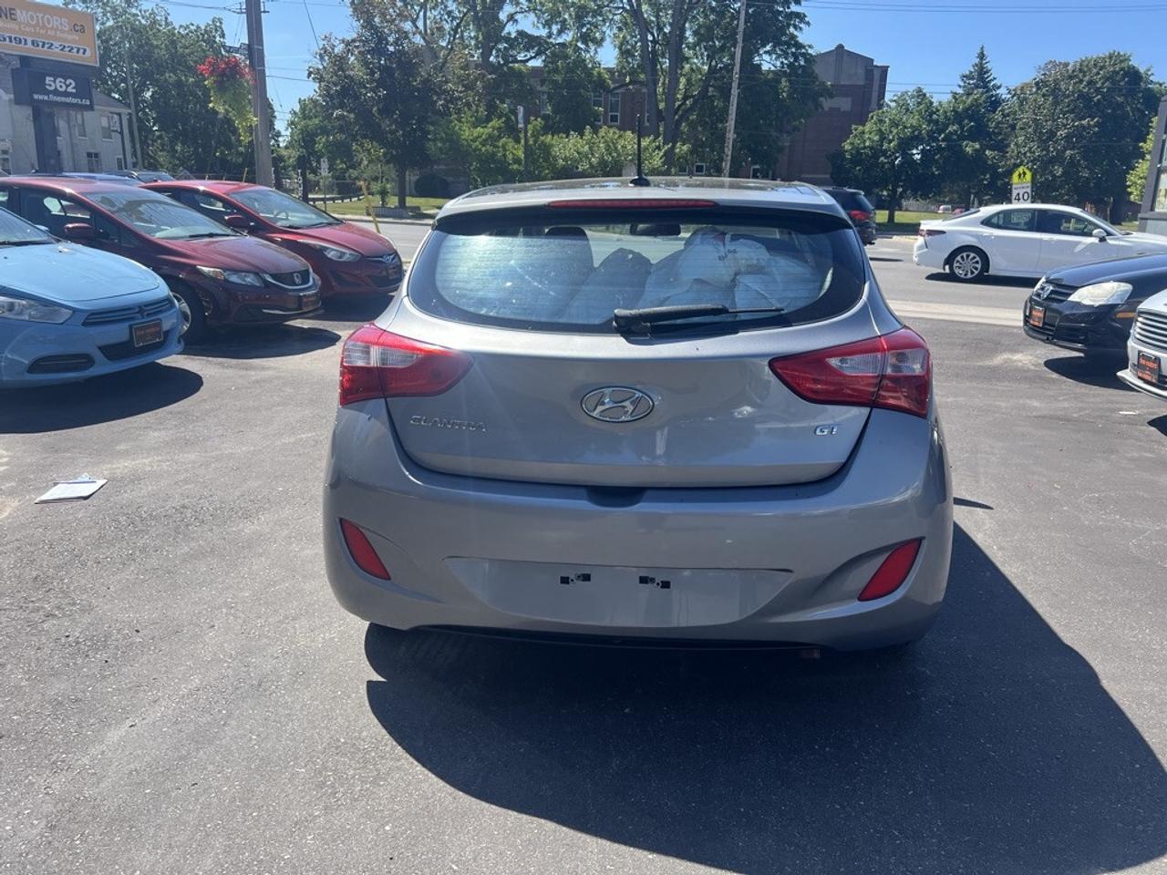 2016 Hyundai Elantra GT 5dr Hatchback Manual GT Photo4