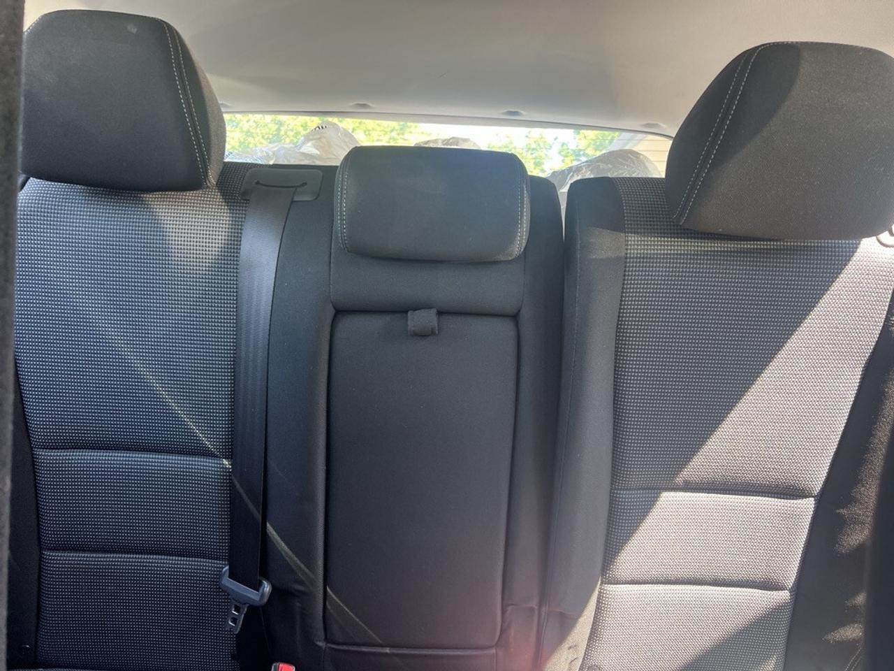 2016 Hyundai Elantra GT 5dr Hatchback Manual GT Photo