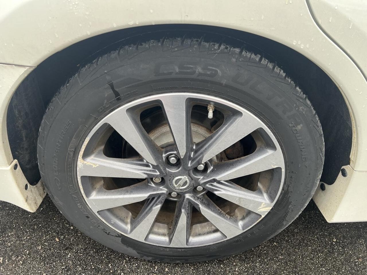 2017 Nissan Altima SV 4dr Sedan I4 CVT 2.5 Photo