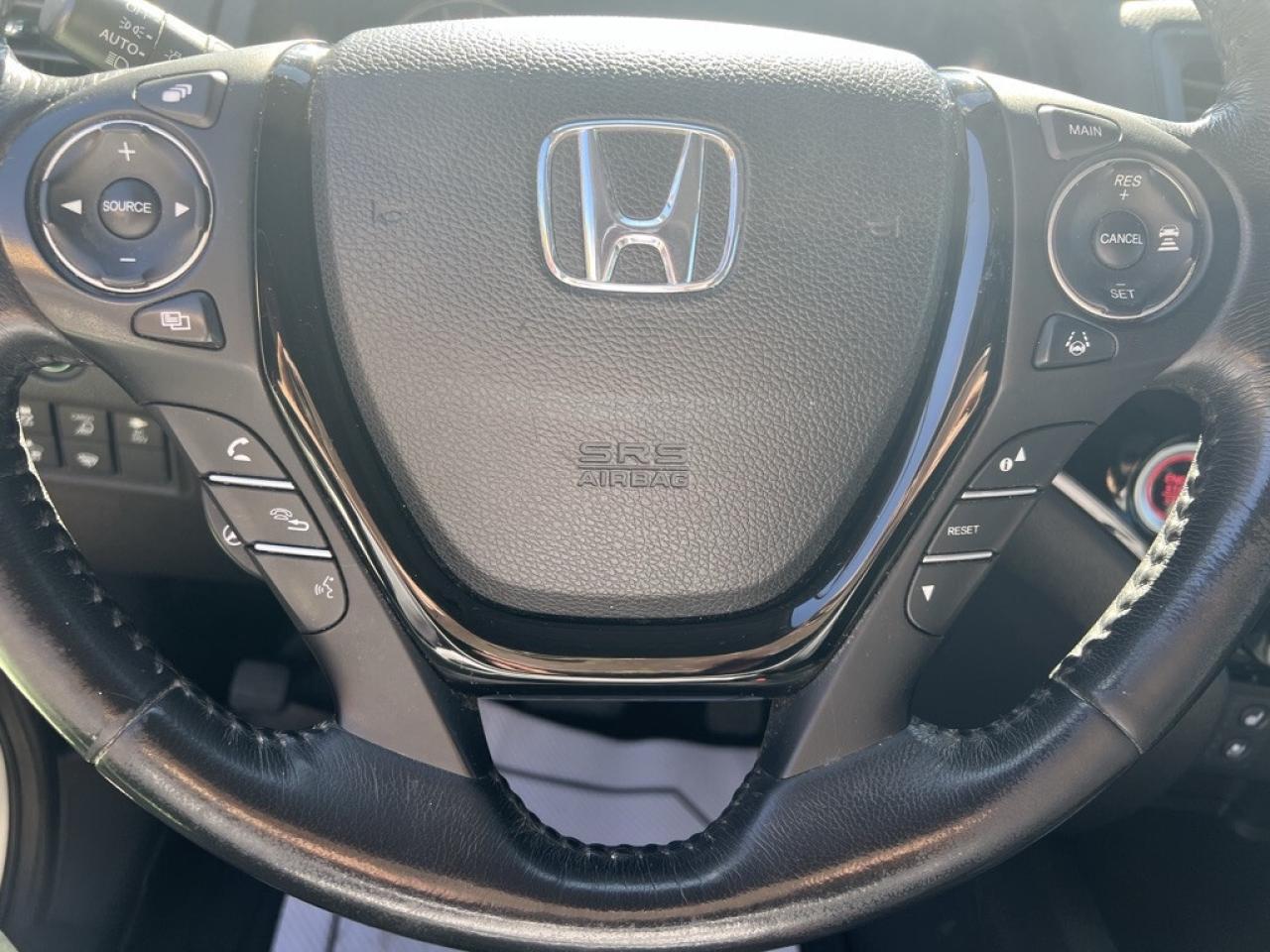 2017 Honda Ridgeline 4WD Crew Cab Touring Photo