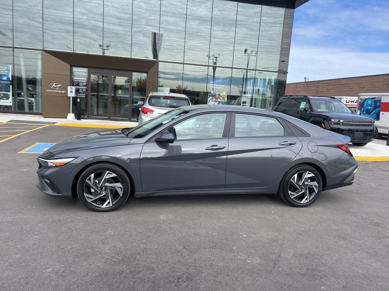 2024 Hyundai Elantra Preferred IVT w-Tech Pkg   Starting from 4.49% OAC Photo