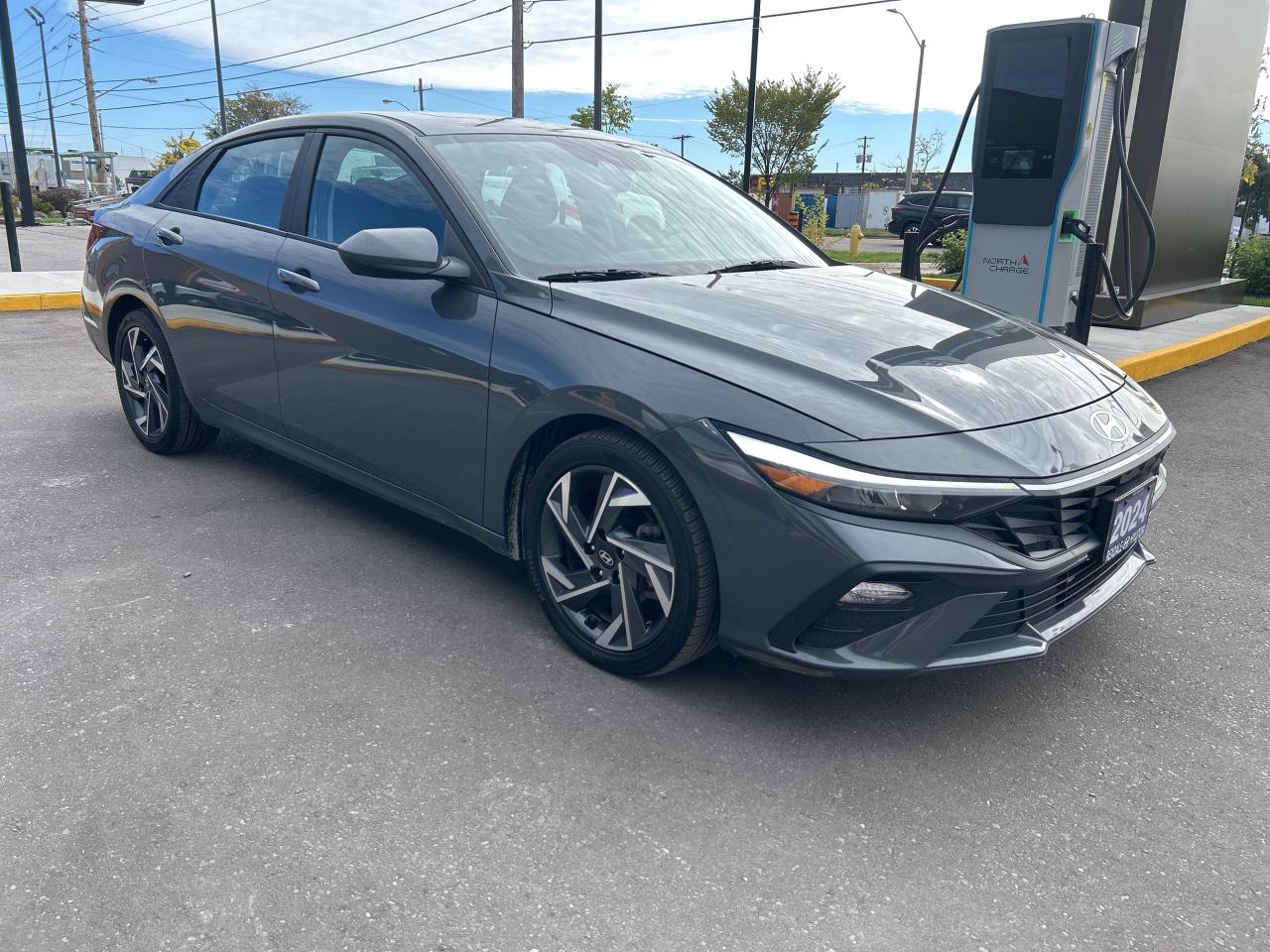 2024 Hyundai Elantra Preferred IVT w-Tech Pkg   Starting from 4.49% OAC Photo