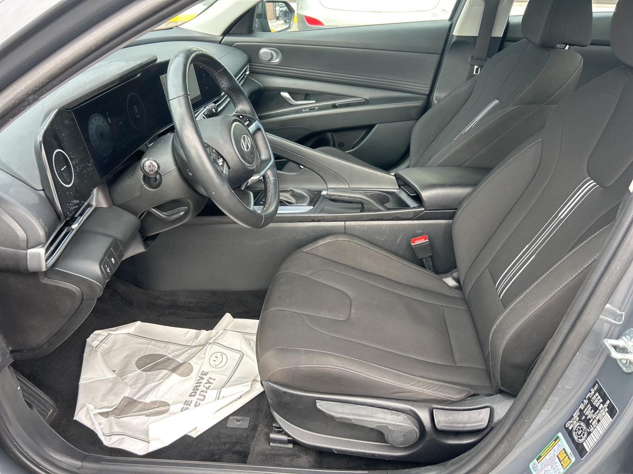 2024 Hyundai Elantra Preferred IVT w-Tech Pkg   Starting from 4.49% OAC Photo