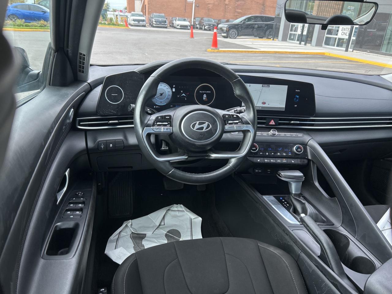 2024 Hyundai Elantra Preferred IVT w-Tech Pkg   Starting from 4.49% OAC Photo