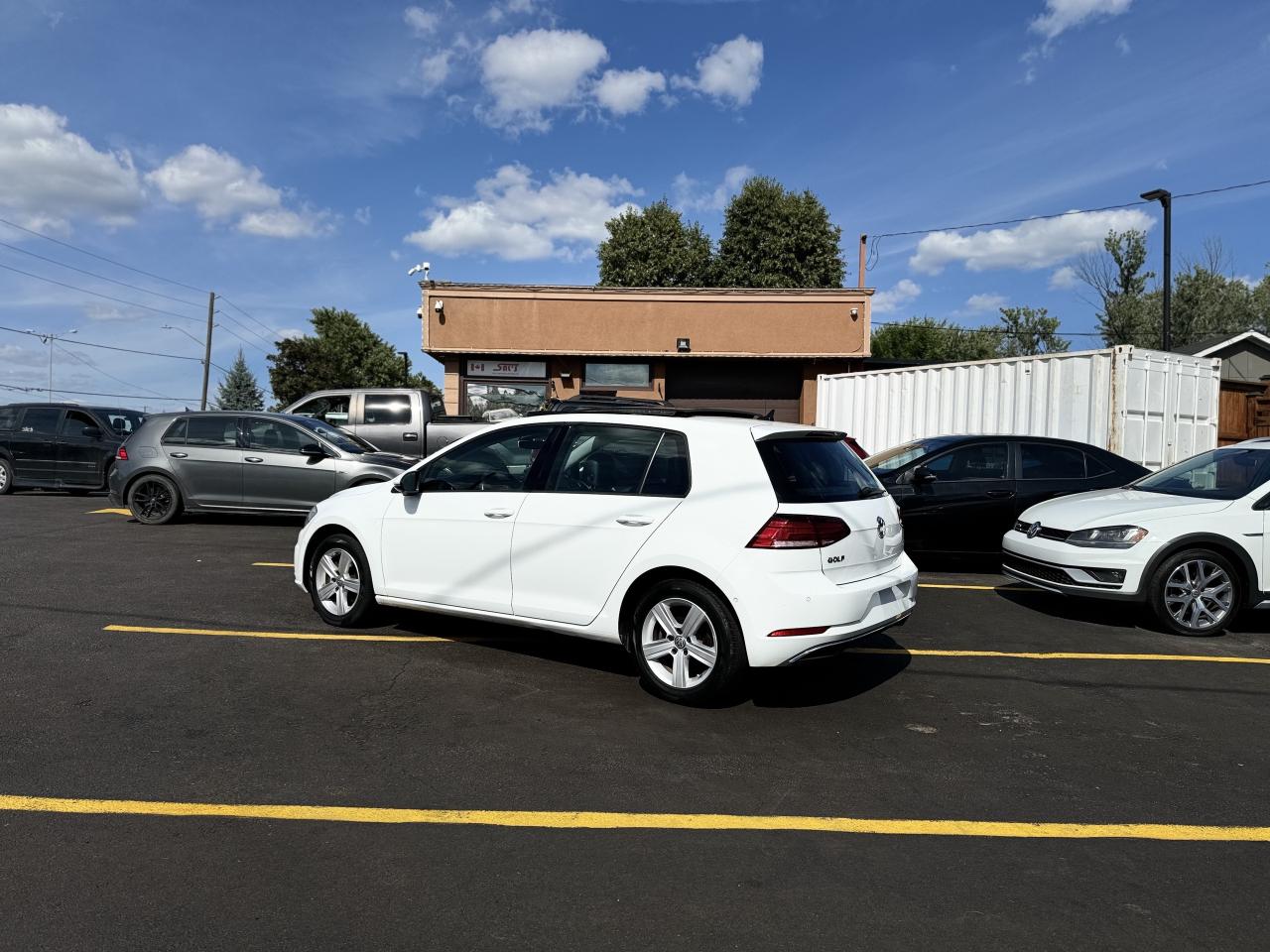 2018 Volkswagen Golf LED LIGHTS   Leather Seats! Photo