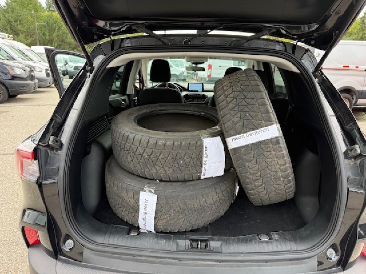 2021 Ford Escape SE Hybrid AWD. wholesale priced to the public Photo