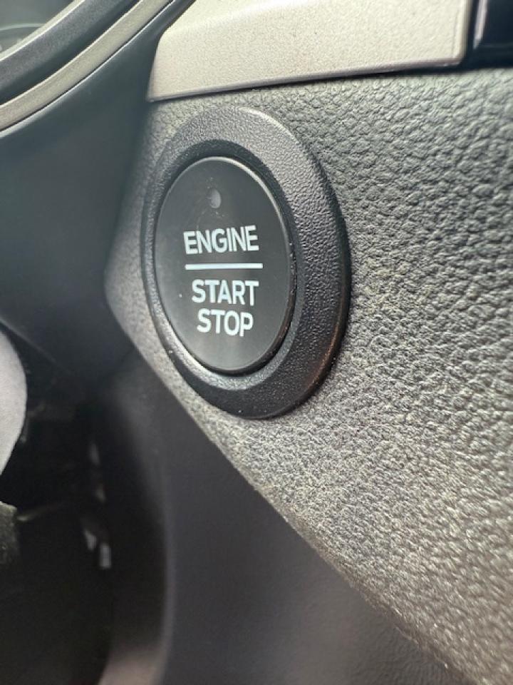 2021 Ford Escape SE Hybrid AWD. wholesale priced to the public Photo