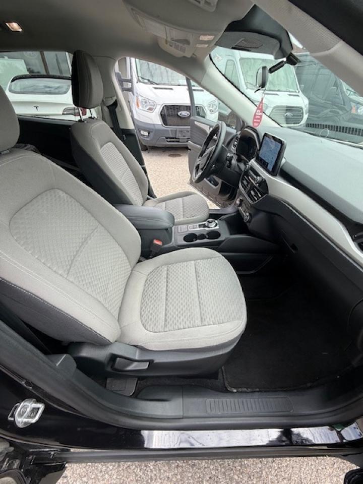 2021 Ford Escape SE Hybrid AWD. wholesale priced to the public Photo