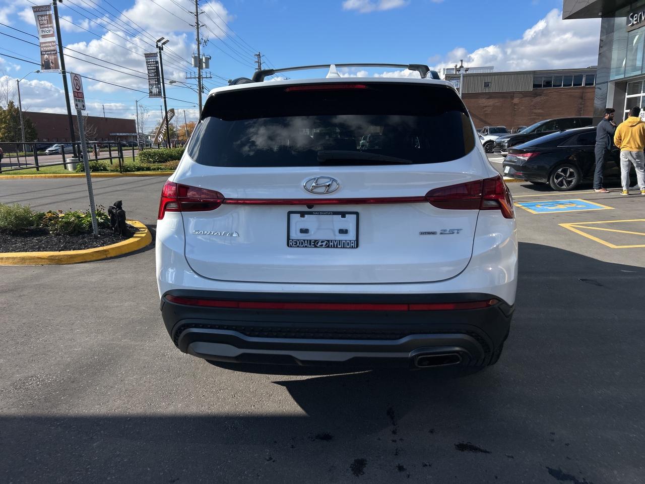 2023 Hyundai Santa Fe Urban AWD   Starting from 4.99% OAC Photo3