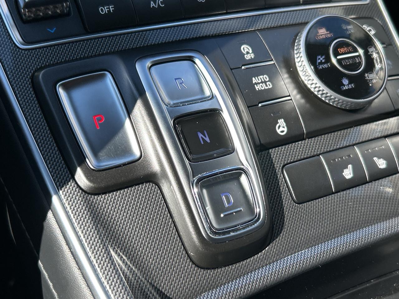 2023 Hyundai Santa Fe Urban AWD   Starting from 4.99% OAC Photo