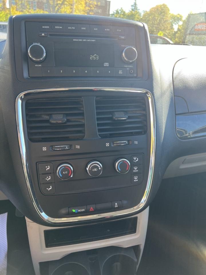 2016 Dodge Grand Caravan 4dr Wagon Canada Value Package Photo