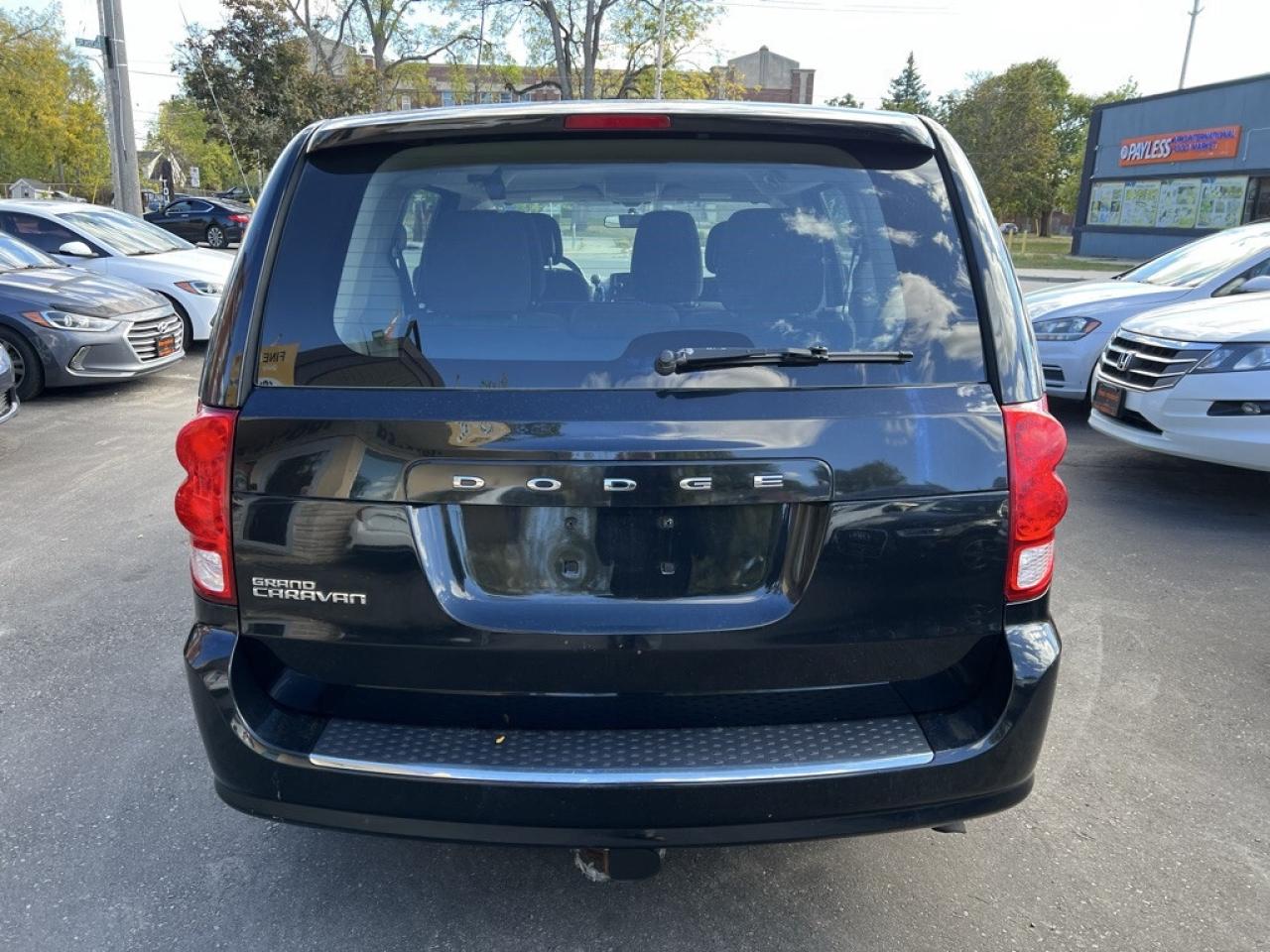 2015 Dodge Grand Caravan SE Front-wheel Drive Passenger Van Automatic Photo4