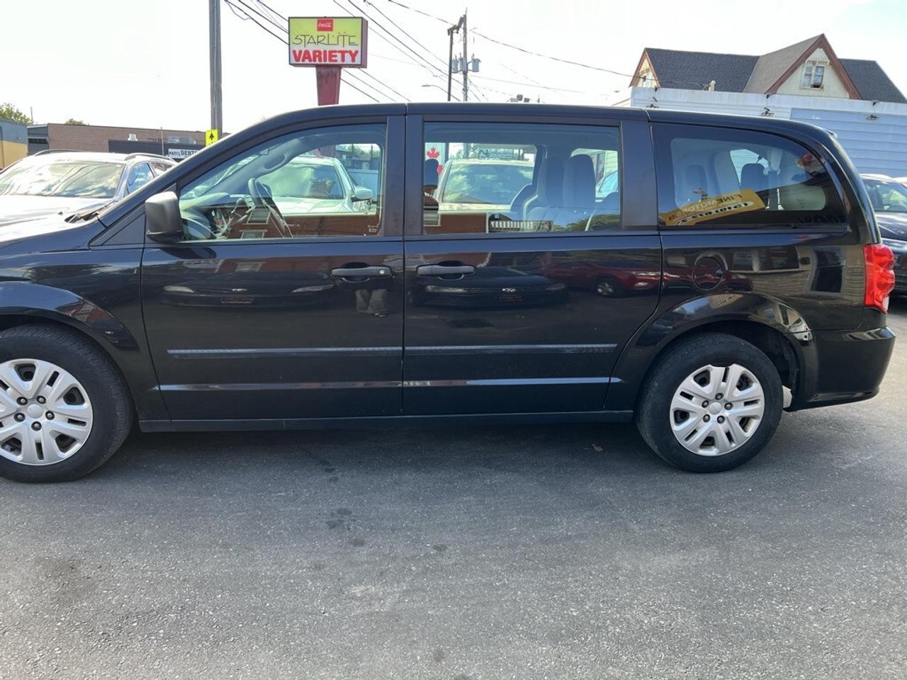 2015 Dodge Grand Caravan SE Front-wheel Drive Passenger Van Automatic Photo2