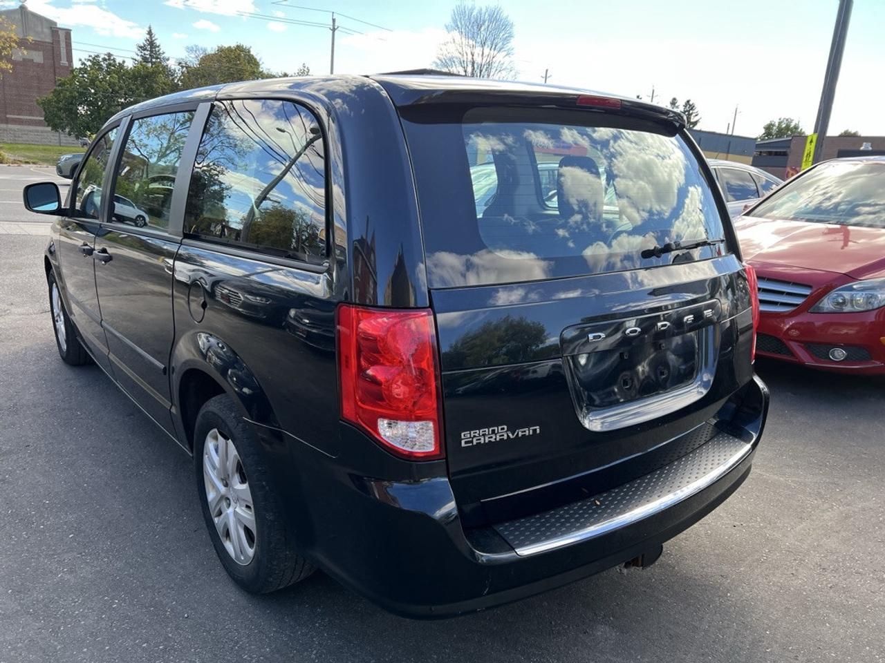 2015 Dodge Grand Caravan SE Front-wheel Drive Passenger Van Automatic Photo