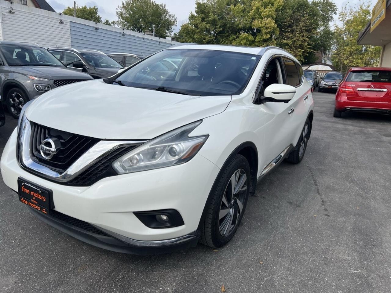 2017 Nissan Murano Platinum 4dr All-wheel Drive CVT Photo2