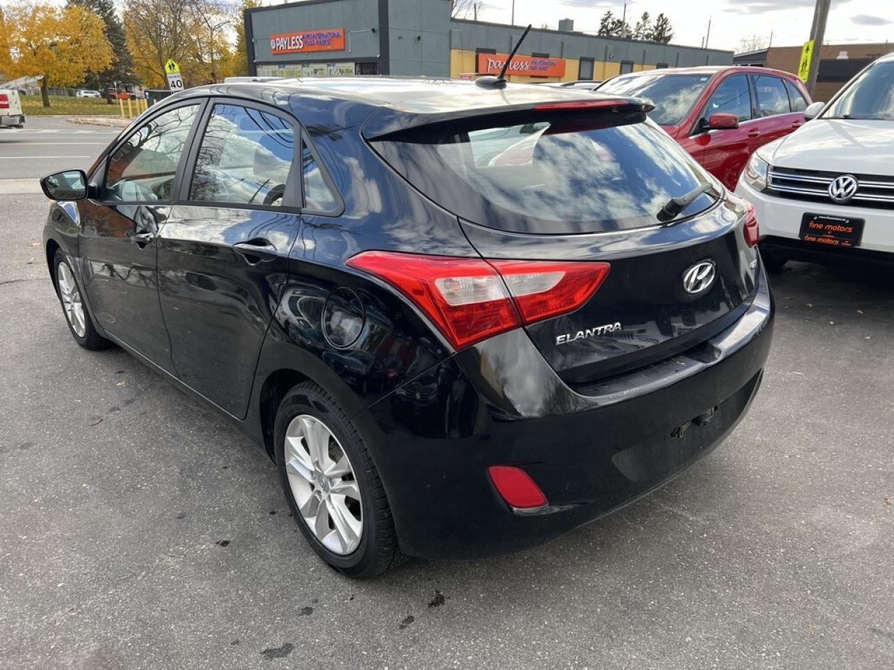 2014 Hyundai Elantra GT 5dr Hatchback Automatic GT Photo2