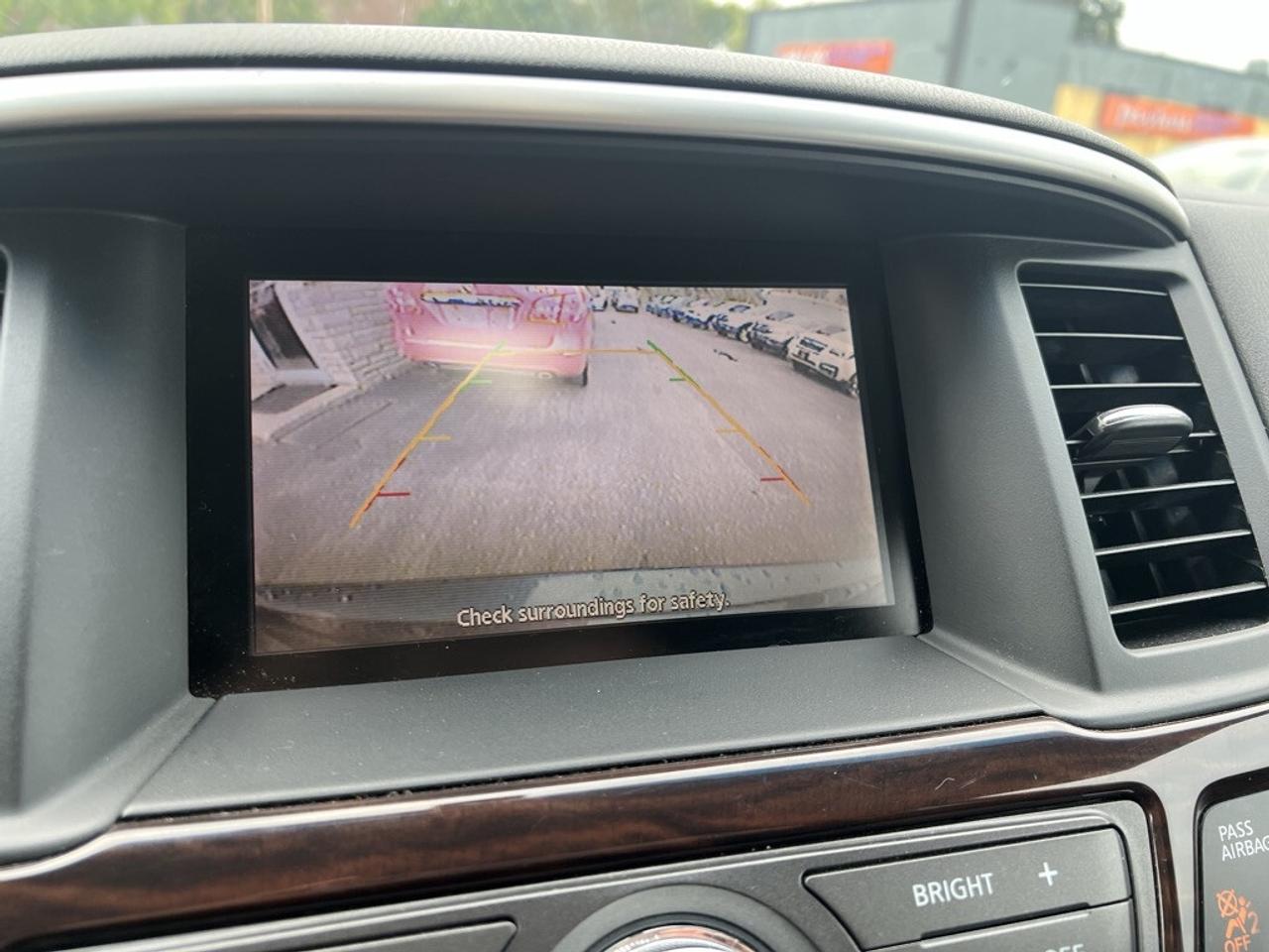 2014 Nissan Pathfinder SL 4dr 4WD CVT Photo