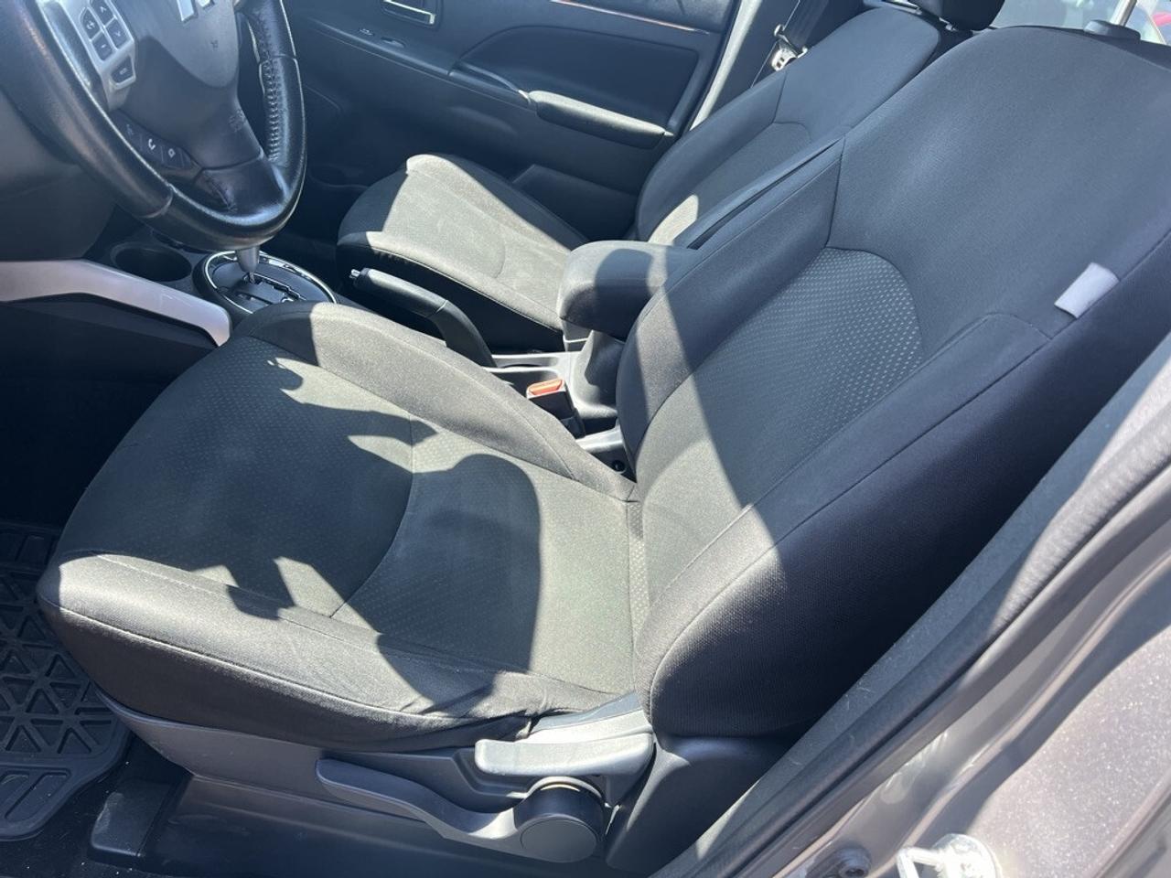 2013 Mitsubishi RVR 2WD 4dr CVT SE Photo