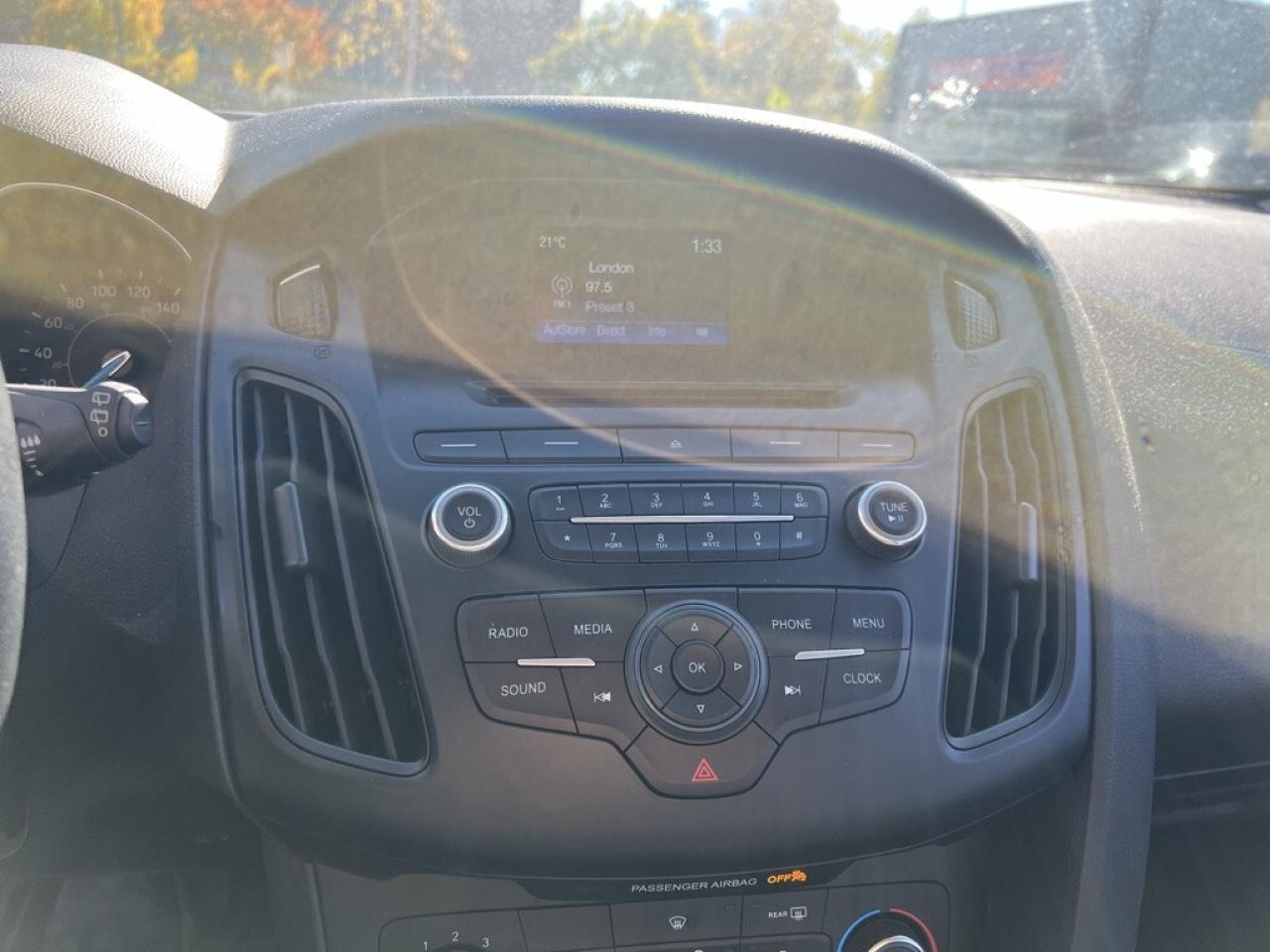 2015 Ford Focus SE 4dr Hatchback Automatic Photo