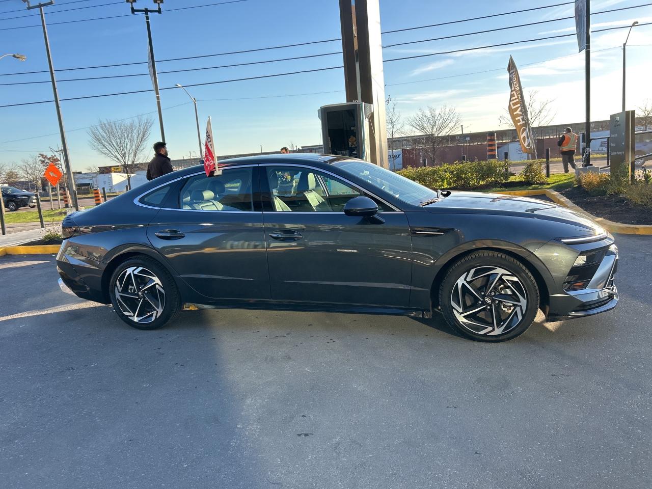 2025 Hyundai Sonata 2.5 Preferred-Trend AWD   Starting from 4.49% OAC Photo