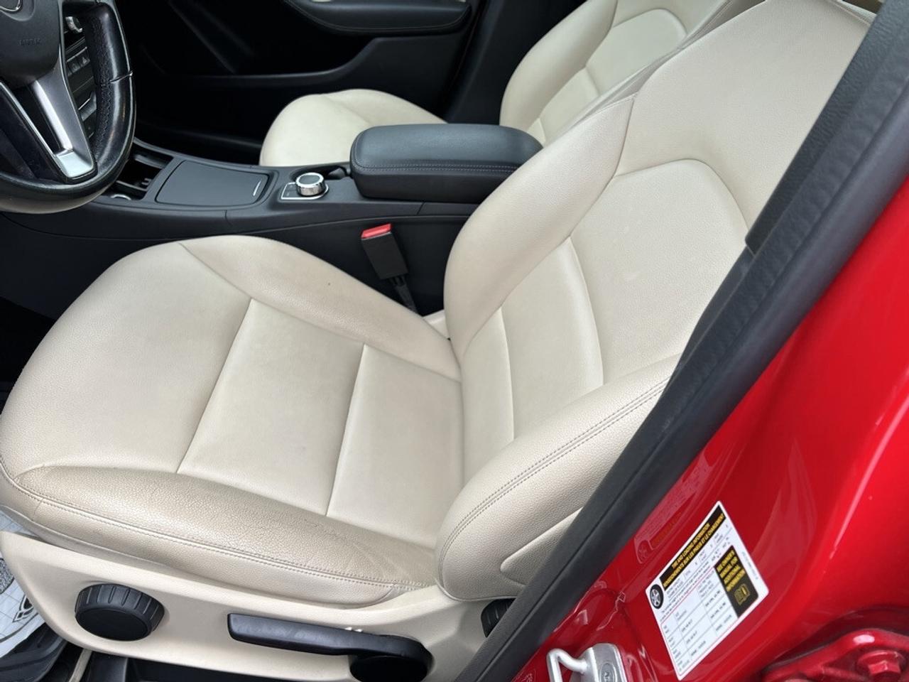 2014 Mercedes-Benz B-Class 4dr Hatchback B250 Sports Tourer Photo