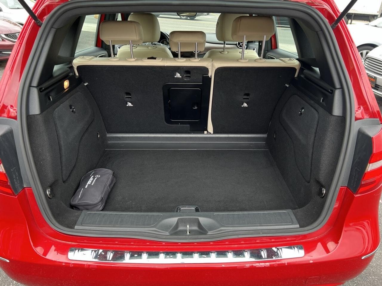 2014 Mercedes-Benz B-Class 4dr Hatchback B250 Sports Tourer Photo