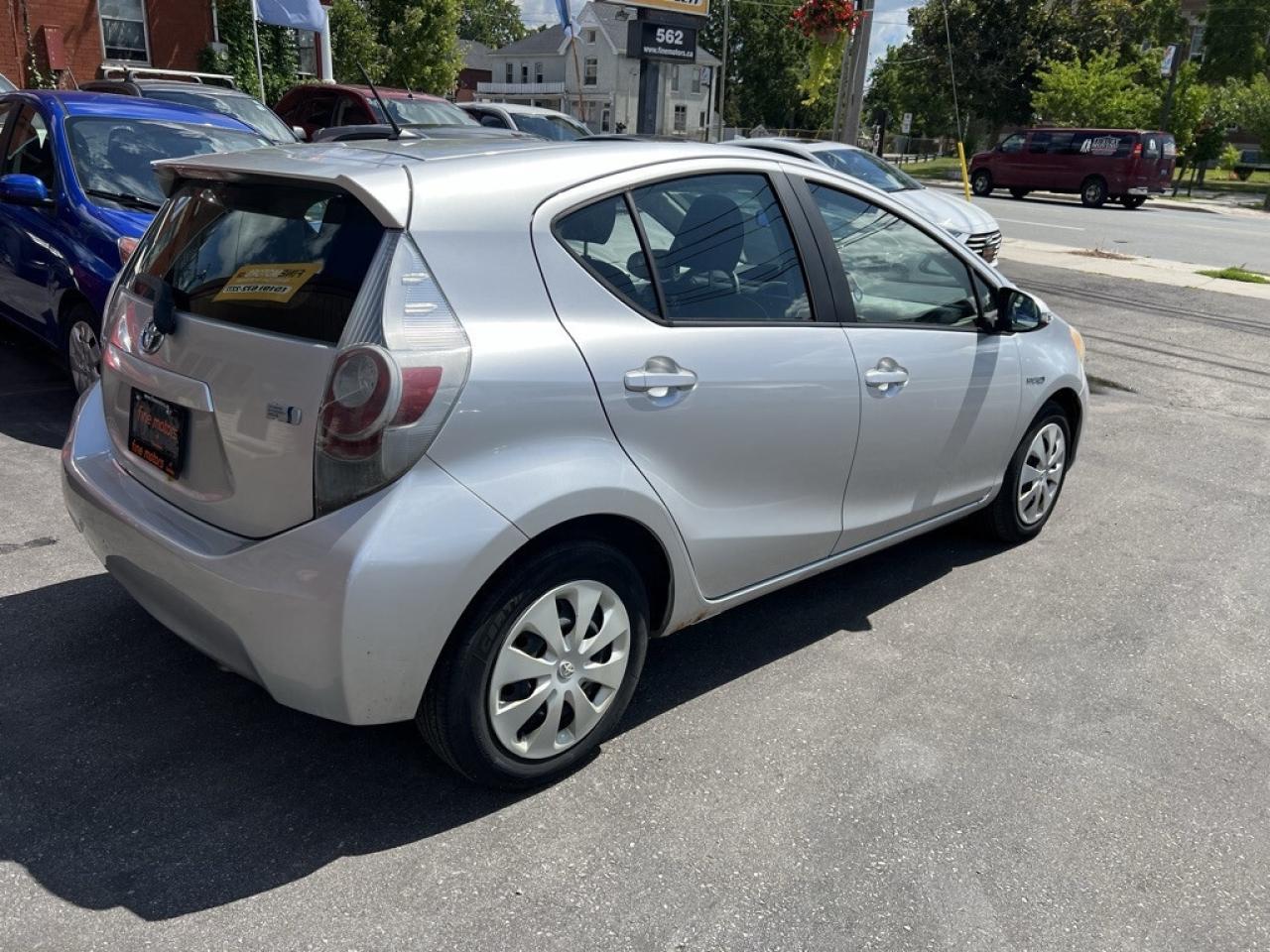 2012 Toyota Prius c 5dr Hatchback Technology Photo