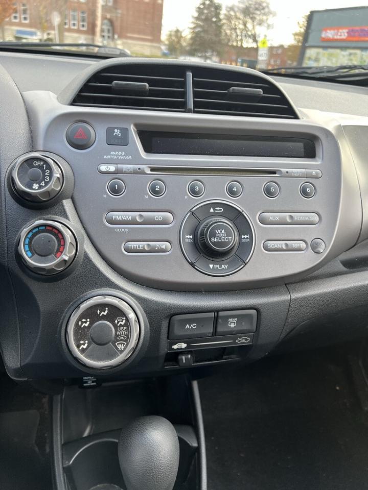 2013 Honda Fit 5dr Hatchback Automatic DX-A Photo