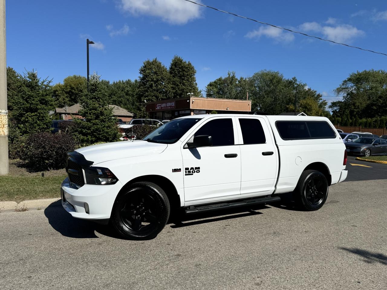 2019 RAM 1500 Classic Express 4x4 Quad Cab 6'4  Box Photo