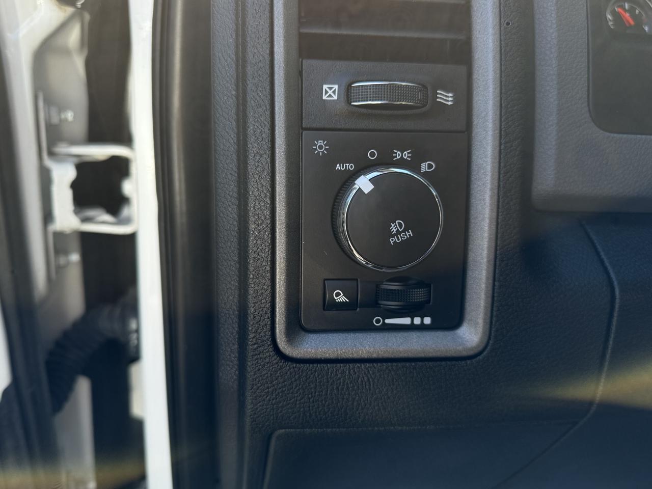 2019 RAM 1500 Classic Express 4x4 Quad Cab 6'4  Box Photo