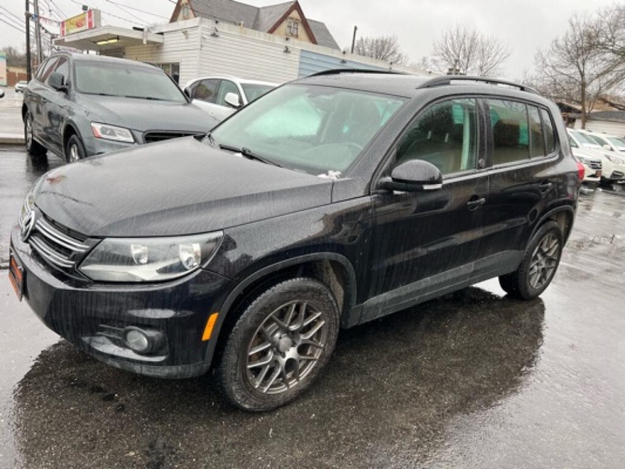 2017 Volkswagen Tiguan 2.0T Wolfsburg Edition 4dr All-wheel Drive 4MOTION Photo2