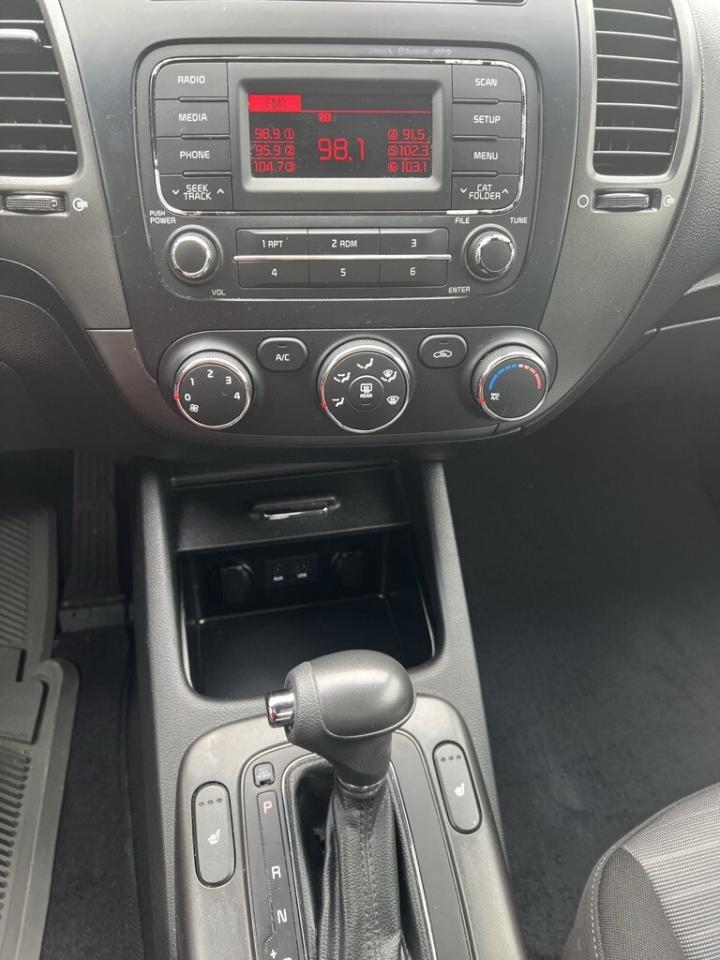 2014 Kia Forte LX 4dr Sedan Automatic Photo