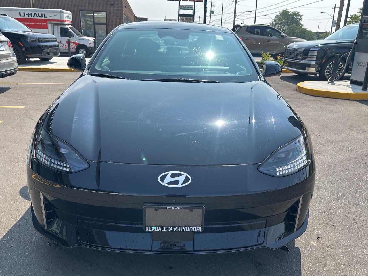 2024 Hyundai IONIQ 6 Preferred AWD Long Range w-Ultimate Pkg Photo