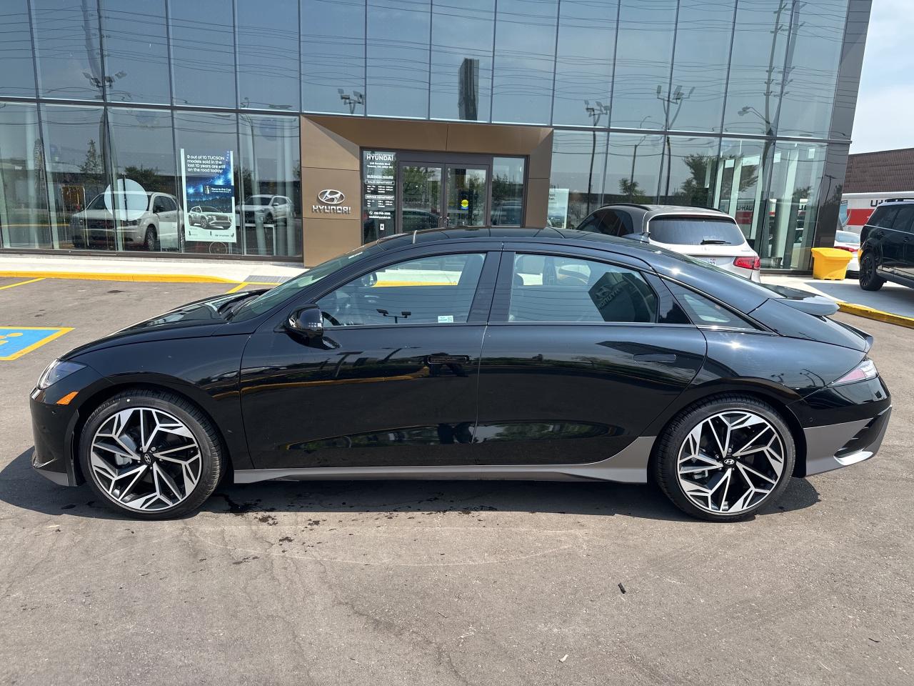 2024 Hyundai IONIQ 6 Preferred AWD Long Range w-Ultimate Pkg Photo