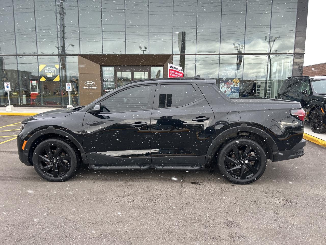 2023 Hyundai Santa Cruz Ultimate AWD wColour Pkg   Starting from 5.29% OAC Photo