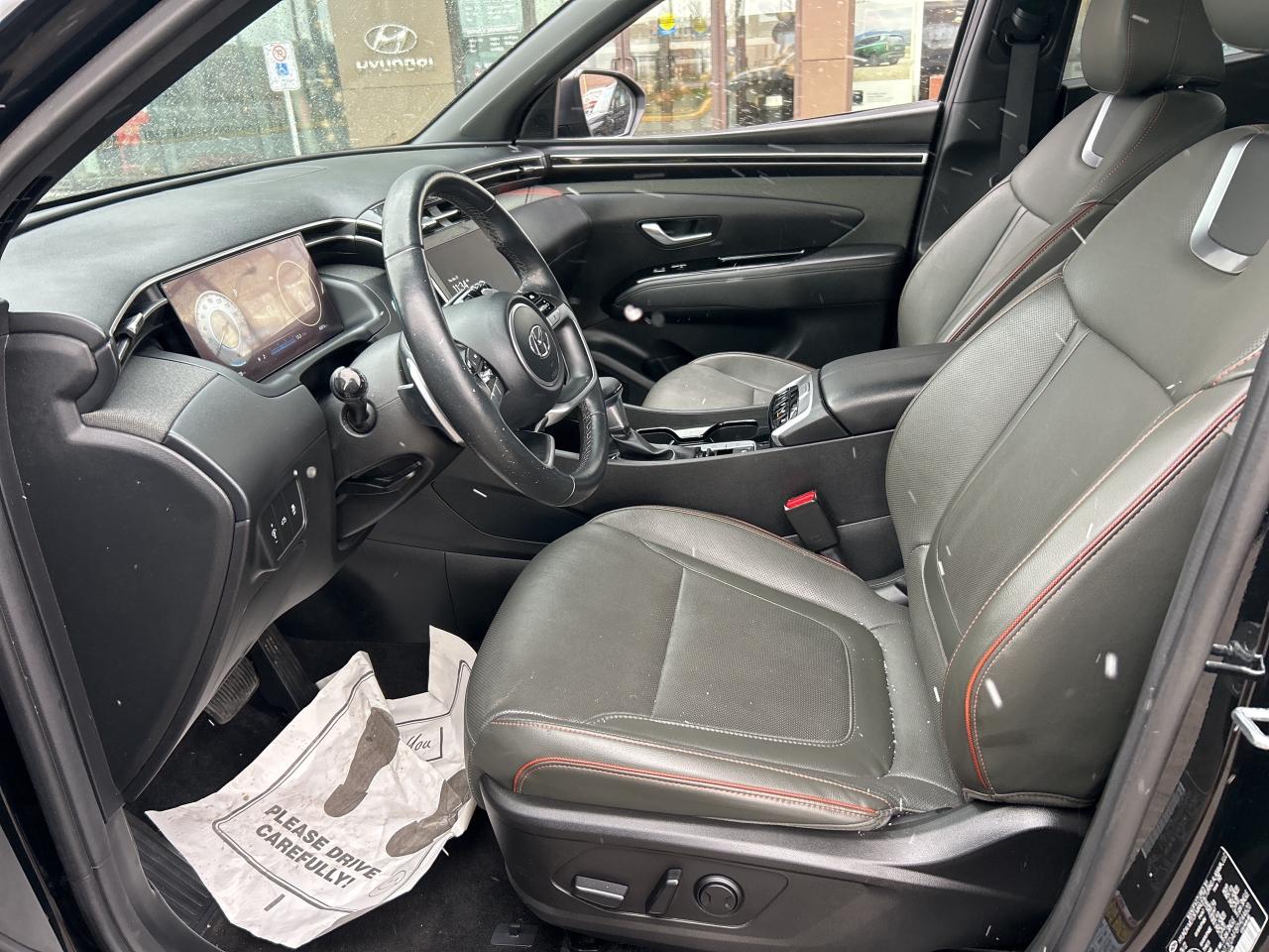 2023 Hyundai Santa Cruz Ultimate AWD wColour Pkg   Starting from 5.29% OAC Photo