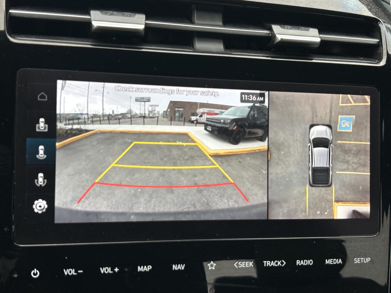 2023 Hyundai Santa Cruz Ultimate AWD wColour Pkg   Starting from 5.29% OAC Photo