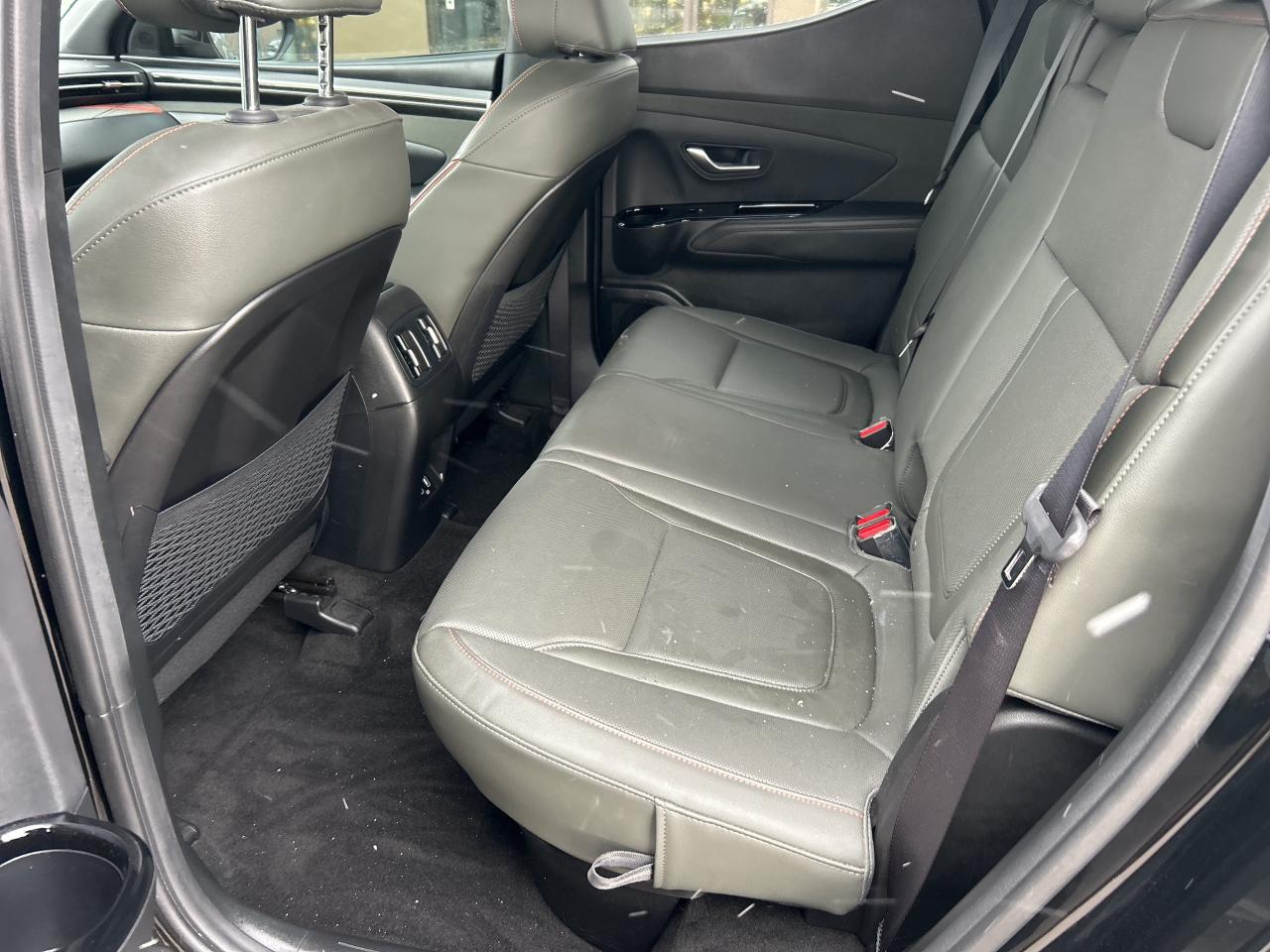 2023 Hyundai Santa Cruz Ultimate AWD wColour Pkg   Starting from 5.29% OAC Photo