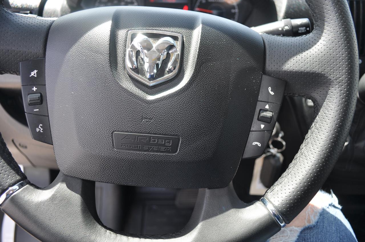 2018 RAM ProMaster 3500 3500 159WB - Extended - 3 Passenger - V6 Gas Photo