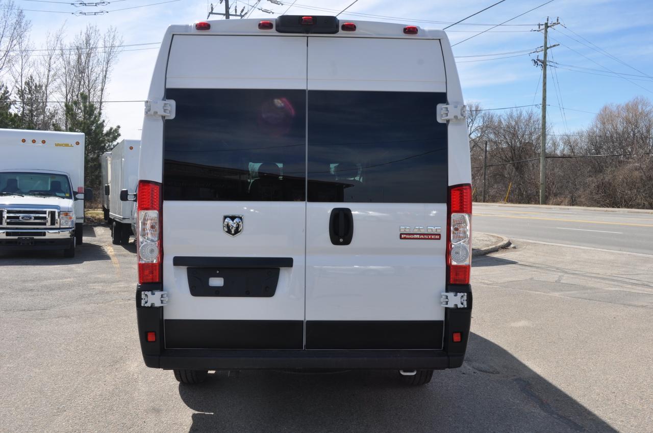 2018 RAM ProMaster 3500 3500 159WB - Extended - 3 Passenger - V6 Gas Photo