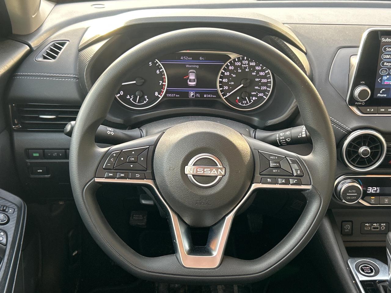 2024 Nissan Sentra SV CVT Photo