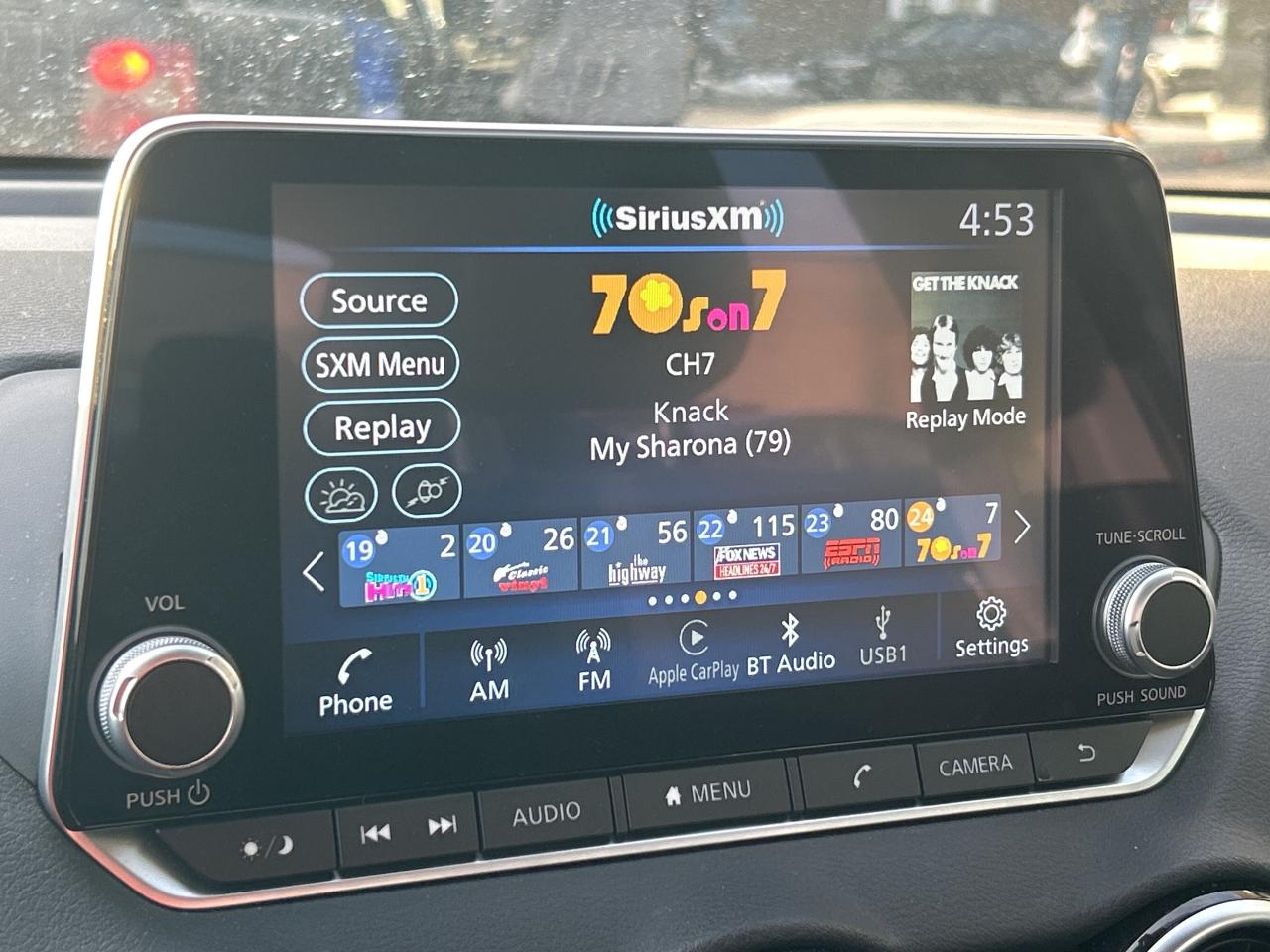 2024 Nissan Sentra SV CVT Photo