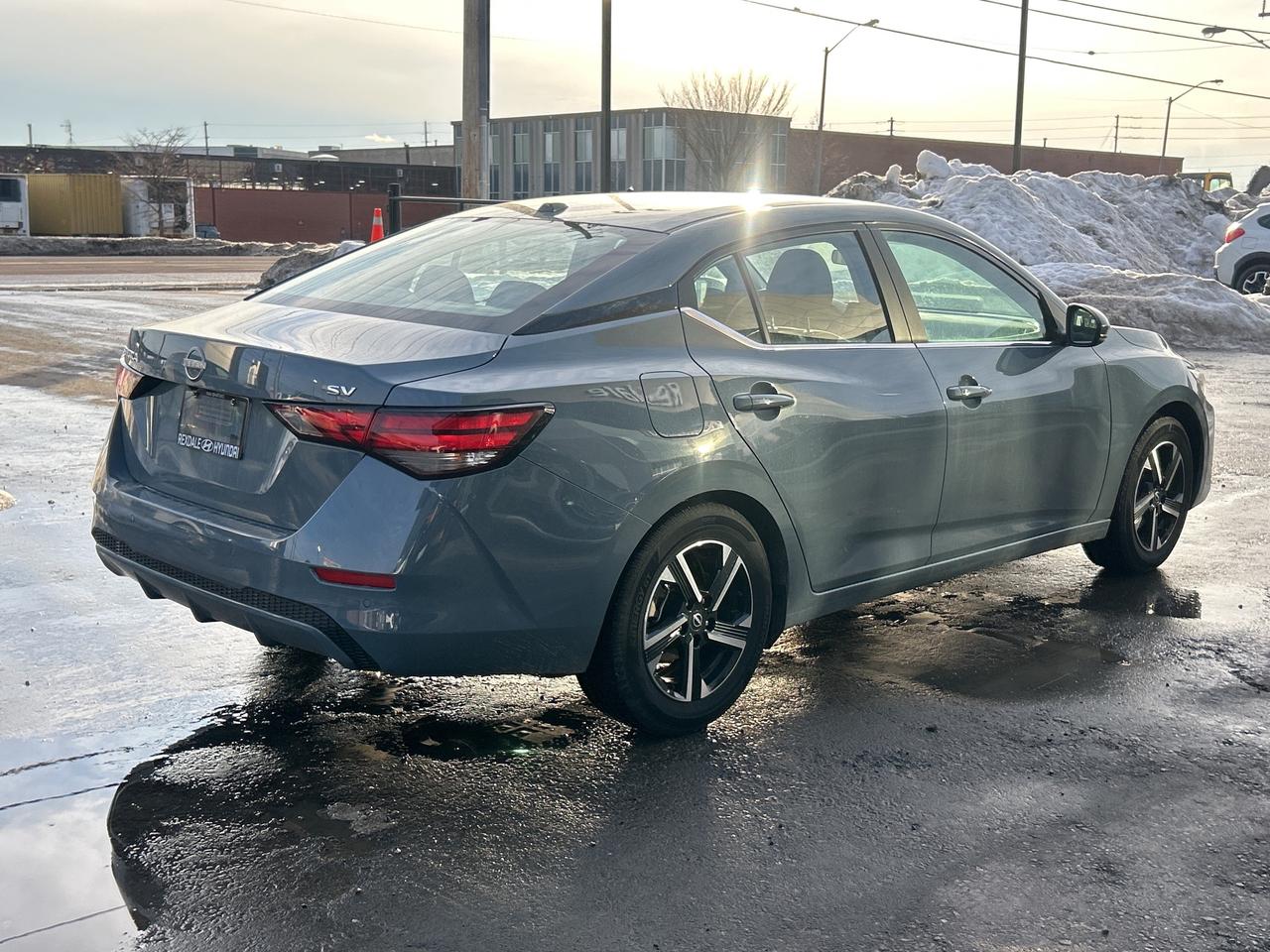 2024 Nissan Sentra SV CVT Photo4